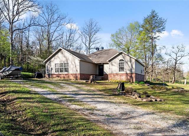 Property at 11627 Highway 74, Huntsville, AR 72740, 4 beds, 2.5 baths