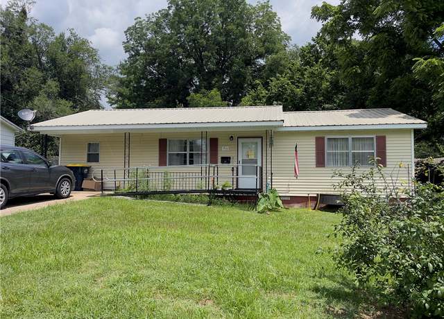 Property at 315 Glines Ct, Harrison, AR 72601, 3 beds, 1 bath