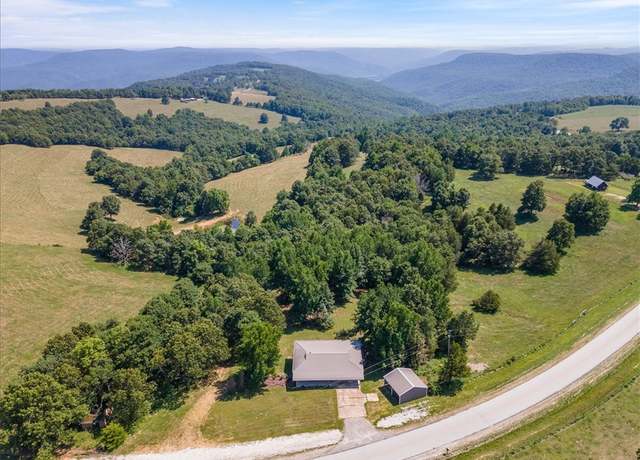 Property at HC 33 Box 89, Compton, AR 72624, 3 beds, 2.5 baths