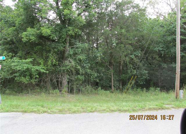 Property at 39 W Thomas Cir, Holiday Island, AR 72631