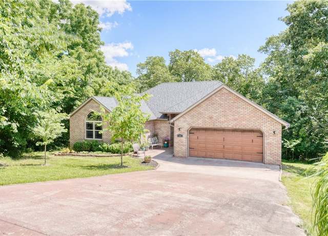 Property at 16 Rhonda Ln, Bella Vista, AR 72715, 3 beds, 2 baths