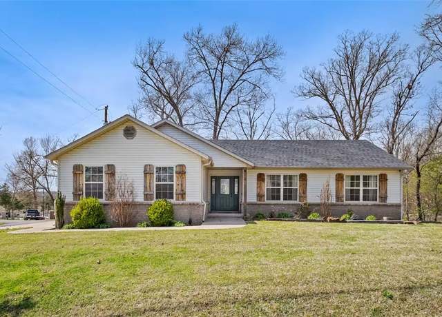 Property at 2 Haverigg Ln, Bella Vista, AR 72714, 3 beds, 2 baths