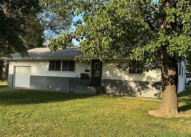 Property at 327 W Michael St, Springdale, AR 72764, 2 beds, 1 bath