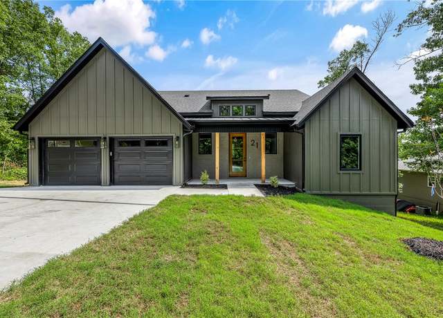 Property at 21 Hermitage Ln, Bella Vista, AR 72715, 3 beds, 2 baths