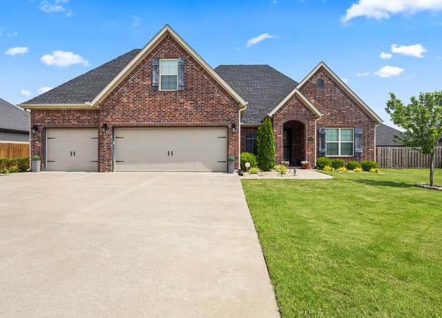 Property at 4609 W Waters Edge Dr, Rogers, AR 72758, 4 beds, 3 baths