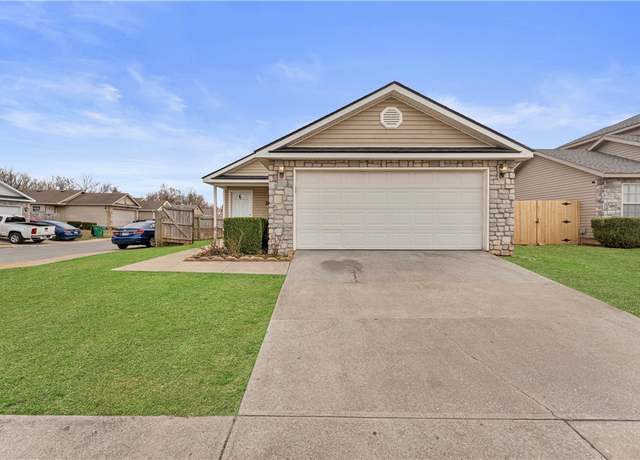 Property at 2859 Norfolk Ave, Springdale, AR 72764, 3 beds, 2 baths