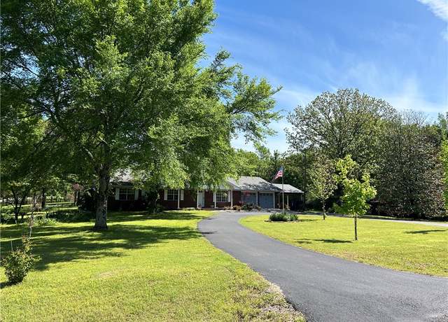 Property at 38 Widgeon Rd, Russellville, AR 72802, 3 beds, 2 baths
