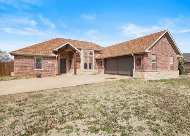 Property at 3604 SW Briar Creek Ave, Bentonville, AR 72713, 3 beds, 2 baths