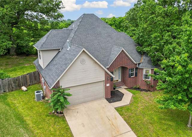 Property at 4730 Woodside Ln, Springdale, AR 72762, 3 beds, 2.5 baths