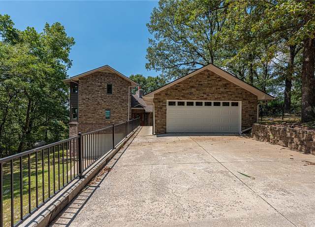 Property at 19331 Blue Springs Rd, Fayetteville, AR 72703, 5 beds, 4 baths