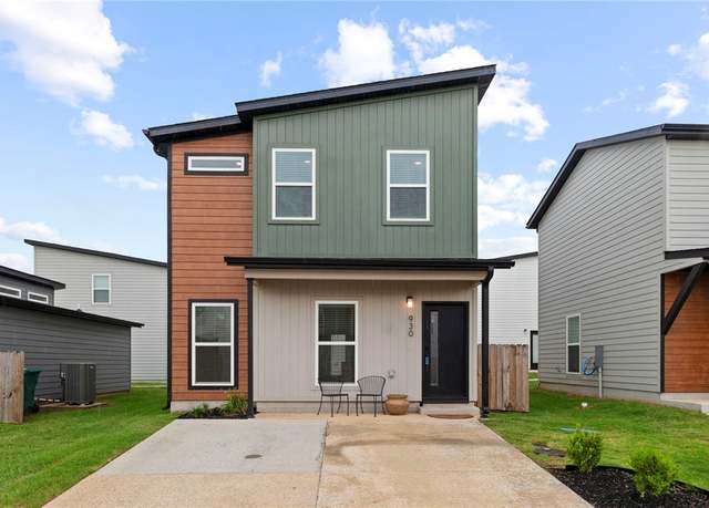 Property at 930 Ventnor Ave, Bentonville, AR 72713, 2 beds, 2.5 baths