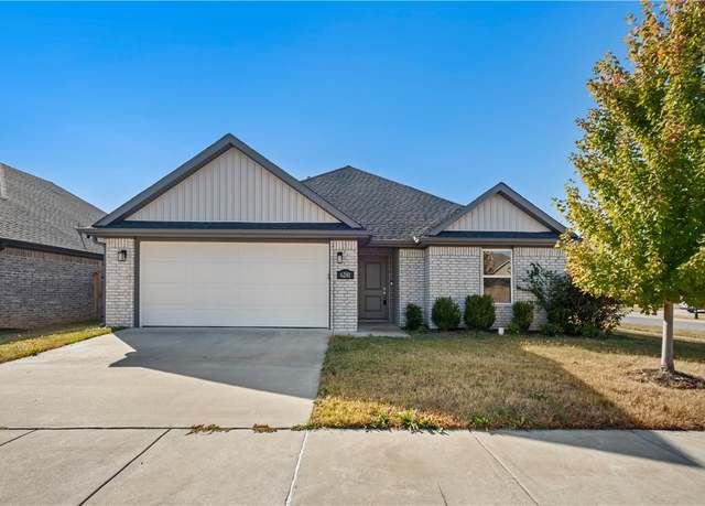 Property at 6281 Limerick, Fayetteville, AR 72704, 3 beds, 2 baths