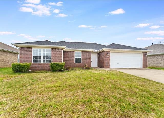 Property at 3509 Carriageway Ave, Bentonville, AR 72712, 3 beds, 2 baths