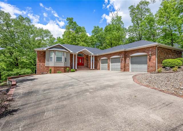 Property at 10 Clifford Ln, Bella Vista, AR 72715, 3 beds, 2 baths