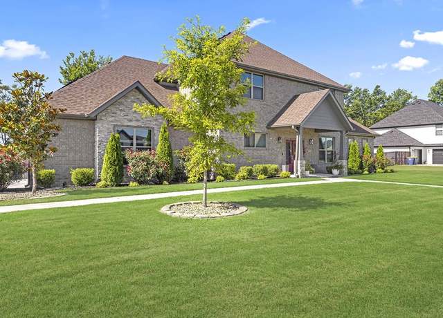 Property at 1575 Lake Estates Dr, Springdale, AR 72762, 4 beds, 3.5 baths