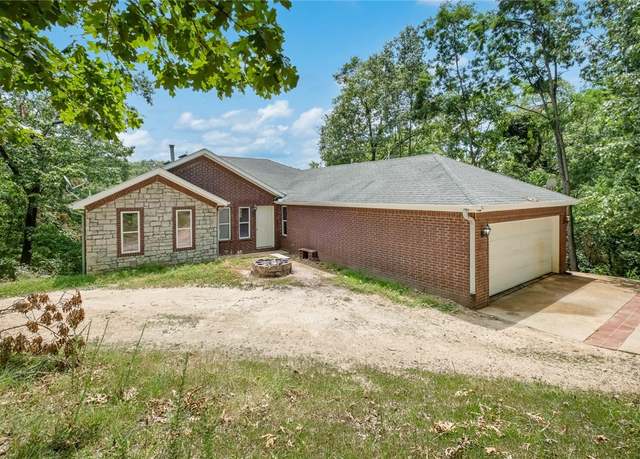 Property at 10900 Lakeside Ln, Rogers, AR 72756, 4 beds, 3 baths