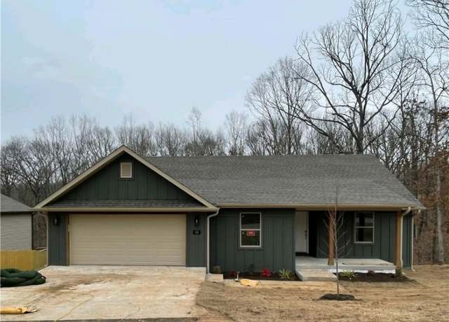 Property at 10 Kent Dr, Bella Vista, AR 72714, 2 beds, 2 baths