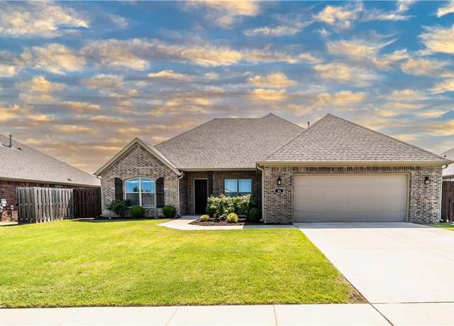 Property at 44 Benchmark Ln, Fayetteville, AR 72704, 4 beds, 2 baths