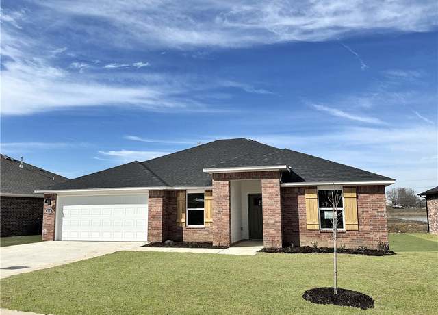 Property at 452 W Gosling Isle, Farmington, AR 72730, 4 beds, 2 baths