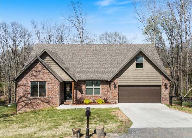 Property at 10 Singleton Dr, Bella Vista, AR 72715, 3 beds, 2.5 baths