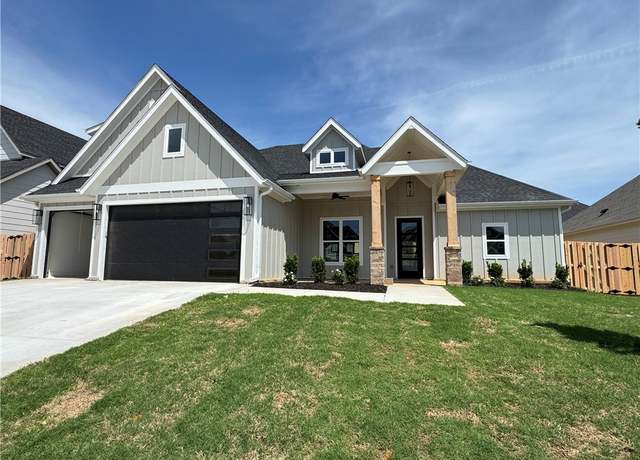 Property at 2714 Eris Ave, Lowell, AR 72745, 4 beds, 3 baths