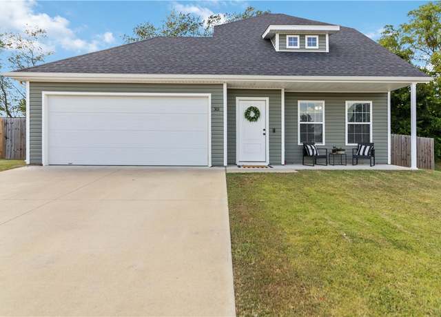 Property at 301 Fieldstone Cir, Gravette, AR 72736, 3 beds, 2 baths