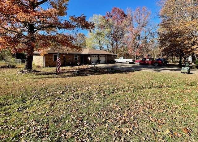 Property at 659 & 661 Genevieve Ave, Fayetteville, AR 72704, 4 beds, 2 baths