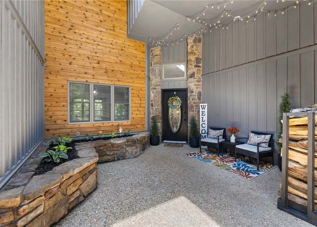 Property at 5 Pitchford Ln, Bella Vista, AR 72714, 2 beds, 2 baths