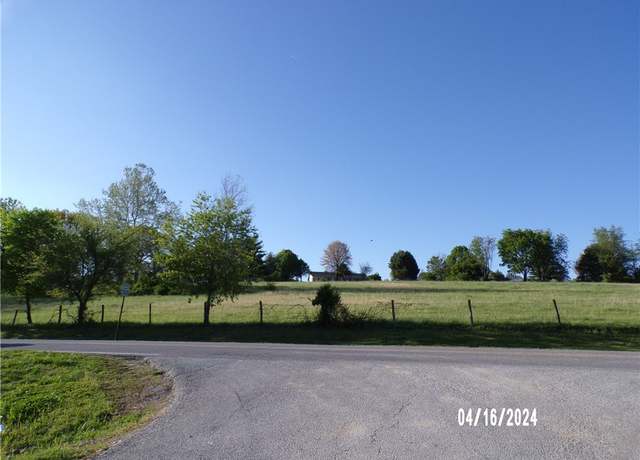 Property at 2704 Main Dr, Fayetteville, AR 72704