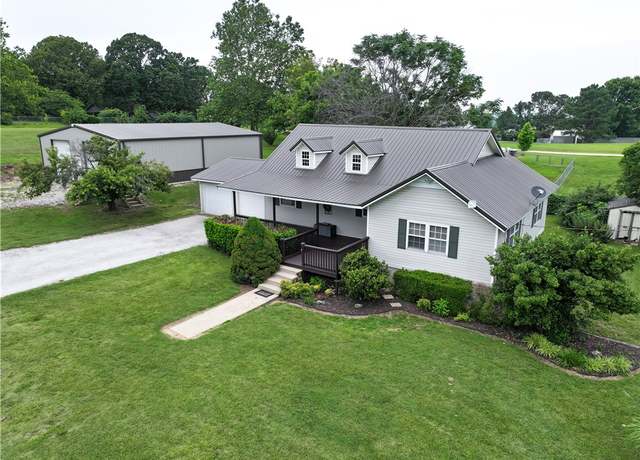 Property at 4639 Quail Ct, Harrison, AR 72601, 3 beds, 2 baths