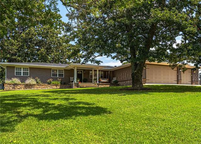 Property at 12136 Bedrock Ln, Bentonville, AR 72712, 3 beds, 2 baths