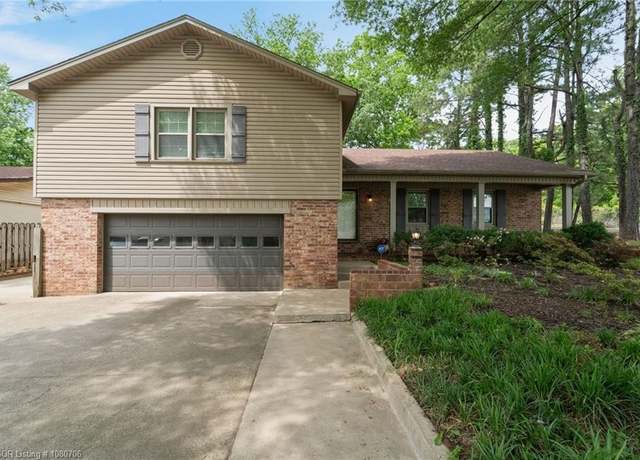 Property at 2800 S S. 34th, Fort Smith, AR 72903, 5 beds, 2.5 baths
