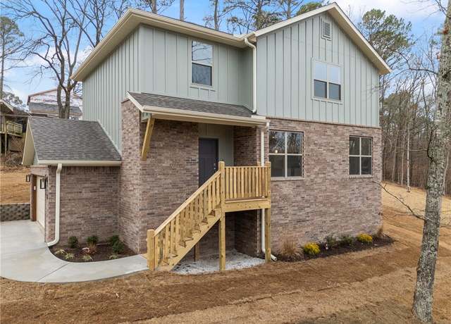 Property at 3 Heywood Ln, Bella Vista, AR 72714, 3 beds, 2.5 baths