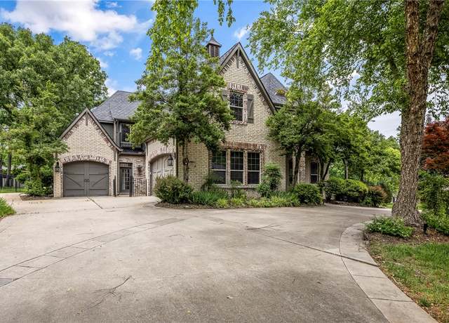 Property at 1000 NW Provence Pl, Bentonville, AR 72712, 4 beds, 4 baths