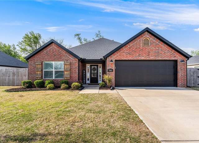 Property at 7903 Longspur Ave, Springdale, AR 72762, 3 beds, 2 baths