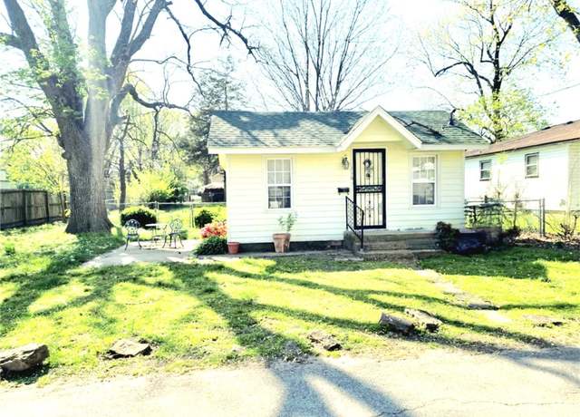 Property at 116 Pursell St, Springdale, AR 72764, 1 bed, 1 bath