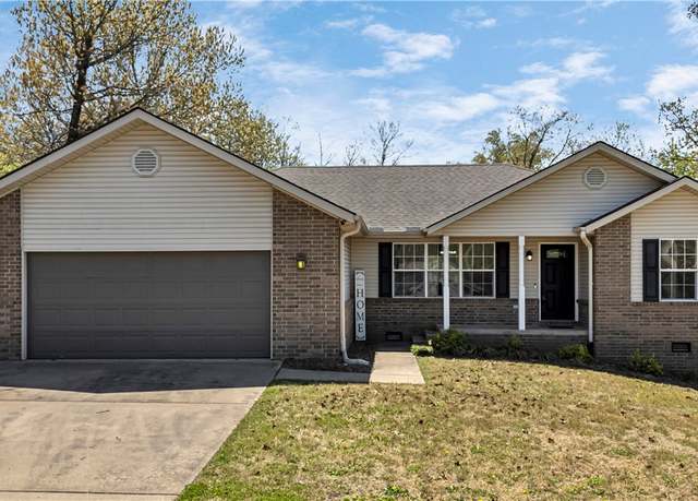 Property at 11 Piccadilly Ln, Bella Vista, AR 72714, 4 beds, 2 baths