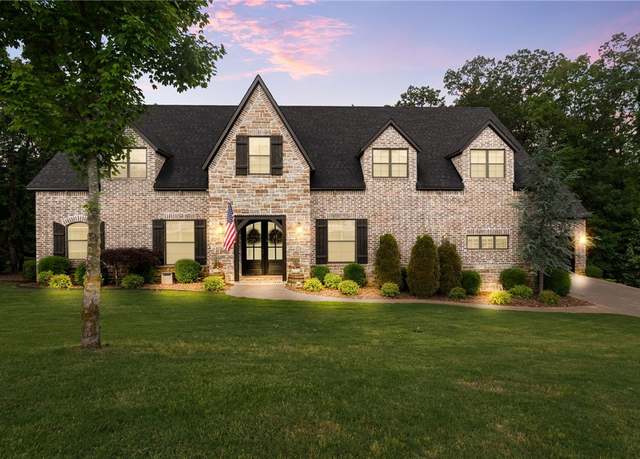 Property at 6057 W Bannister Dr, Fayetteville, AR 72704, 4 beds, 3.5 baths