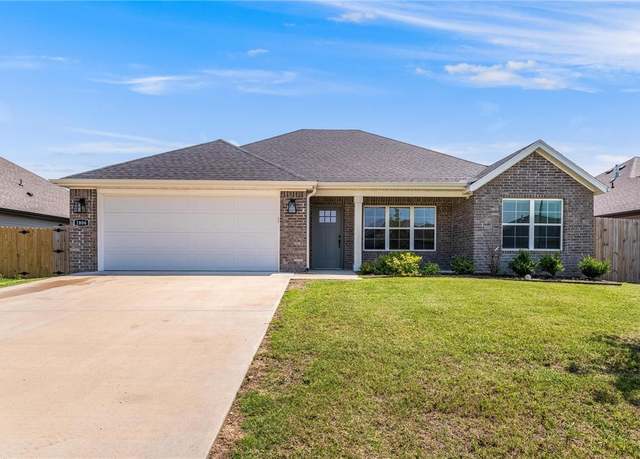 Property at 1806 Hudson Dr, Siloam Springs, AR 72761, 3 beds, 2 baths