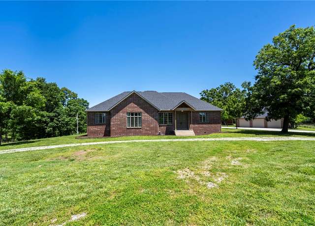 Property at 15071 Crossover Rd, Gravette, AR 72736, 4 beds, 2 baths