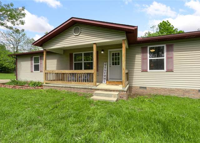 Property at 7828 Orchard Point Rd, Harrison, AR 72601, 3 beds, 2 baths