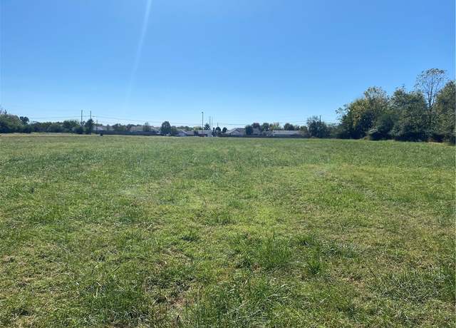 Property at 1221 E New Hope Rd, Rogers, AR 72758