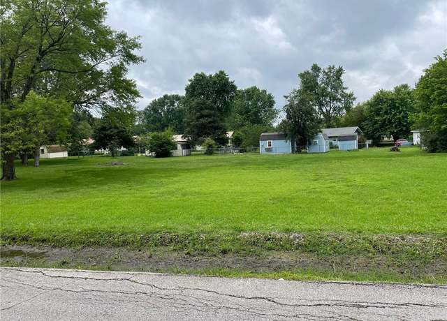Property at 207 Saint George Ave, Berryville, AR 72616