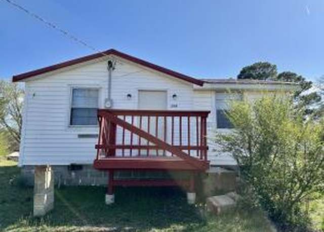 Property at 208 SE 3rd St, Atkins, AR 72823, 2 beds, 1 bath