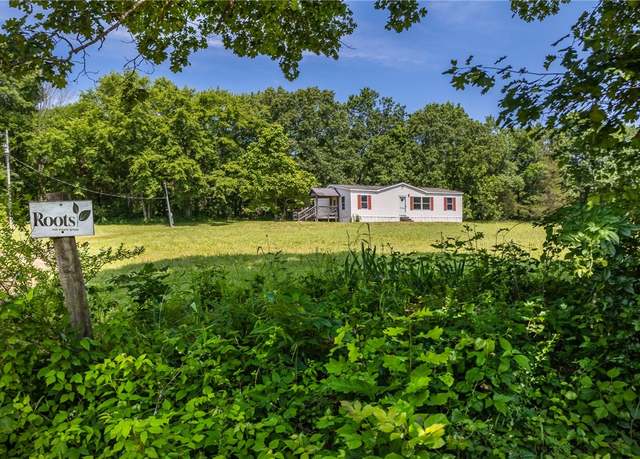 Property at 1311 N Highway 71, Winslow, AR 72959, 3 beds, 2 baths