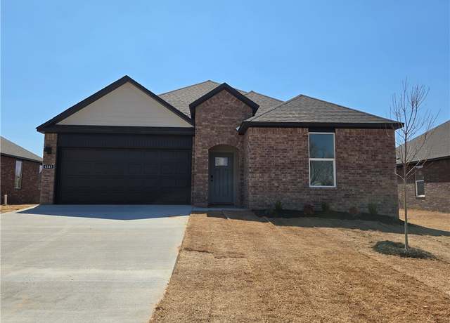 Property at 4243 Florentina Ave, Springdale, AR 72764, 4 beds, 2 baths