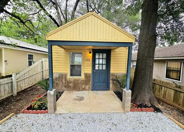 Property at 424 E Velma Ave, Springdale, AR 72764, 1 bed, 1 bath