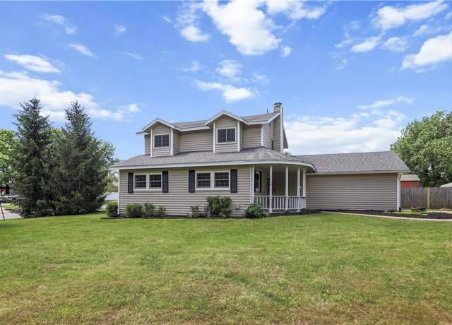 Property at 2460 Pump Station Rd, Springdale, AR 72762, 3 beds, 2.5 baths