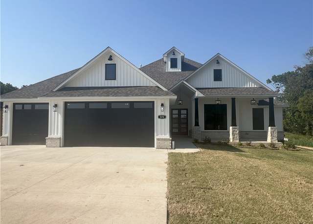 Property at 878 Tucks Chapel Rd, Rogers, AR 72756, 4 beds, 3 baths