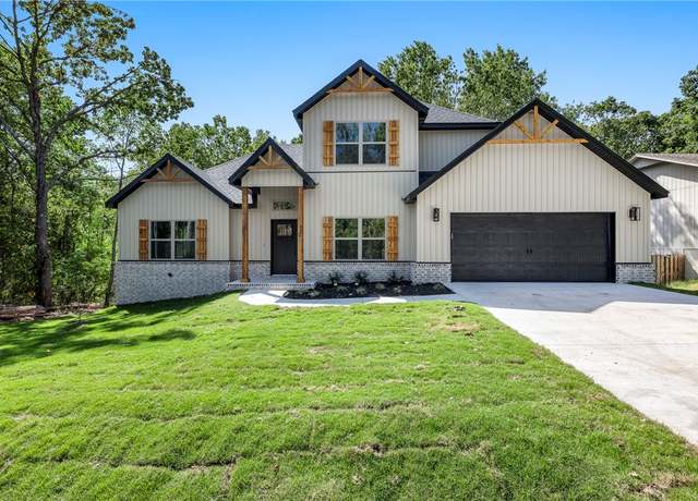 Property at 12 Angus Ln, Bella Vista, AR 72715, 2 beds, 2.5 baths